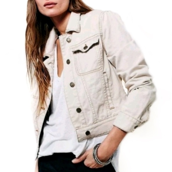 Free People Jackets & Blazers - Free People Cream Cargo Jacket Size Medium